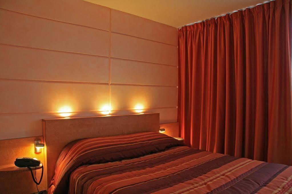 Hotel Du Parc Nantes Ouest Orvault Eksteriør billede